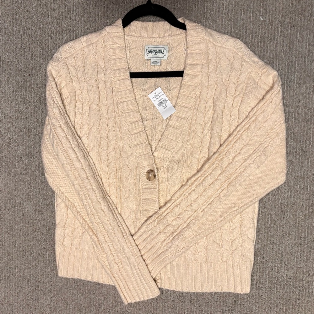American Eagle Cardigan - M